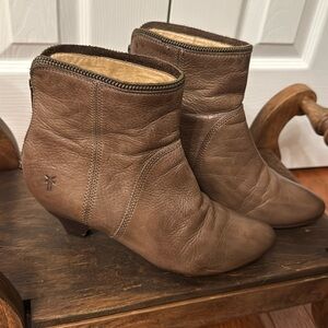 Frye Steffi Zip Short Ankle Boots